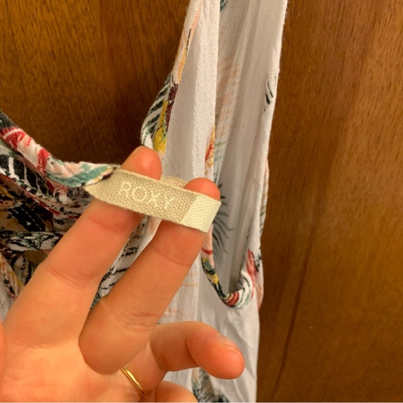 Roxy swimsuit coverup - Picture 5 of 6